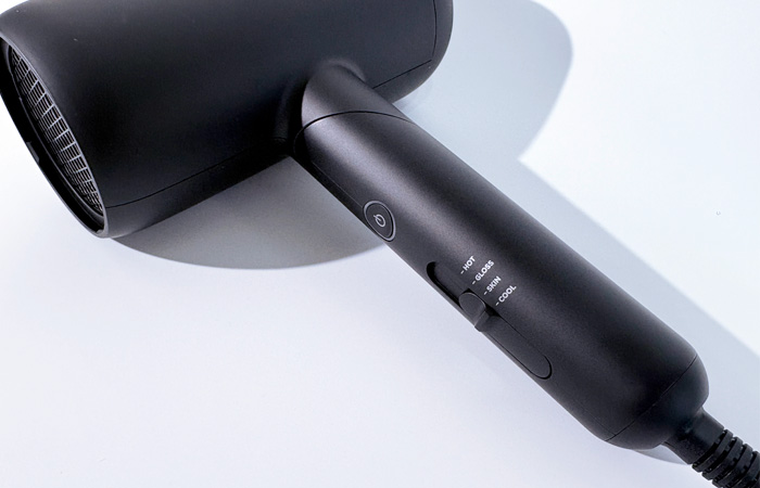 悪い？】美容師がサロニアスムースシャインドライヤーを口コミレビュー