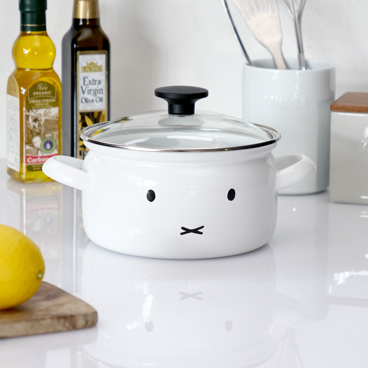 両手鍋 18cm IH対応 富士ホーロー ミッフィーフェイス （ ガス火対応