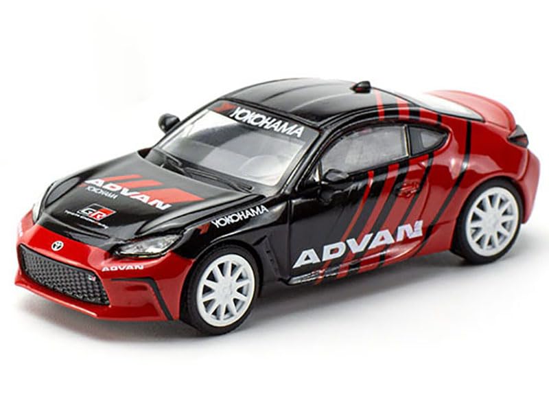 Amazon.co.jp: GR86 赤と黒 ADVAN Livery 1/64 ダイキャストモデルカー