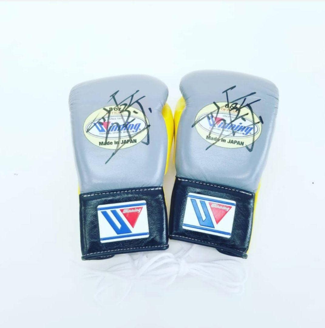 Amazon.co.jp: 井上尚弥 サイン入りボクシンググローブ : ホビー