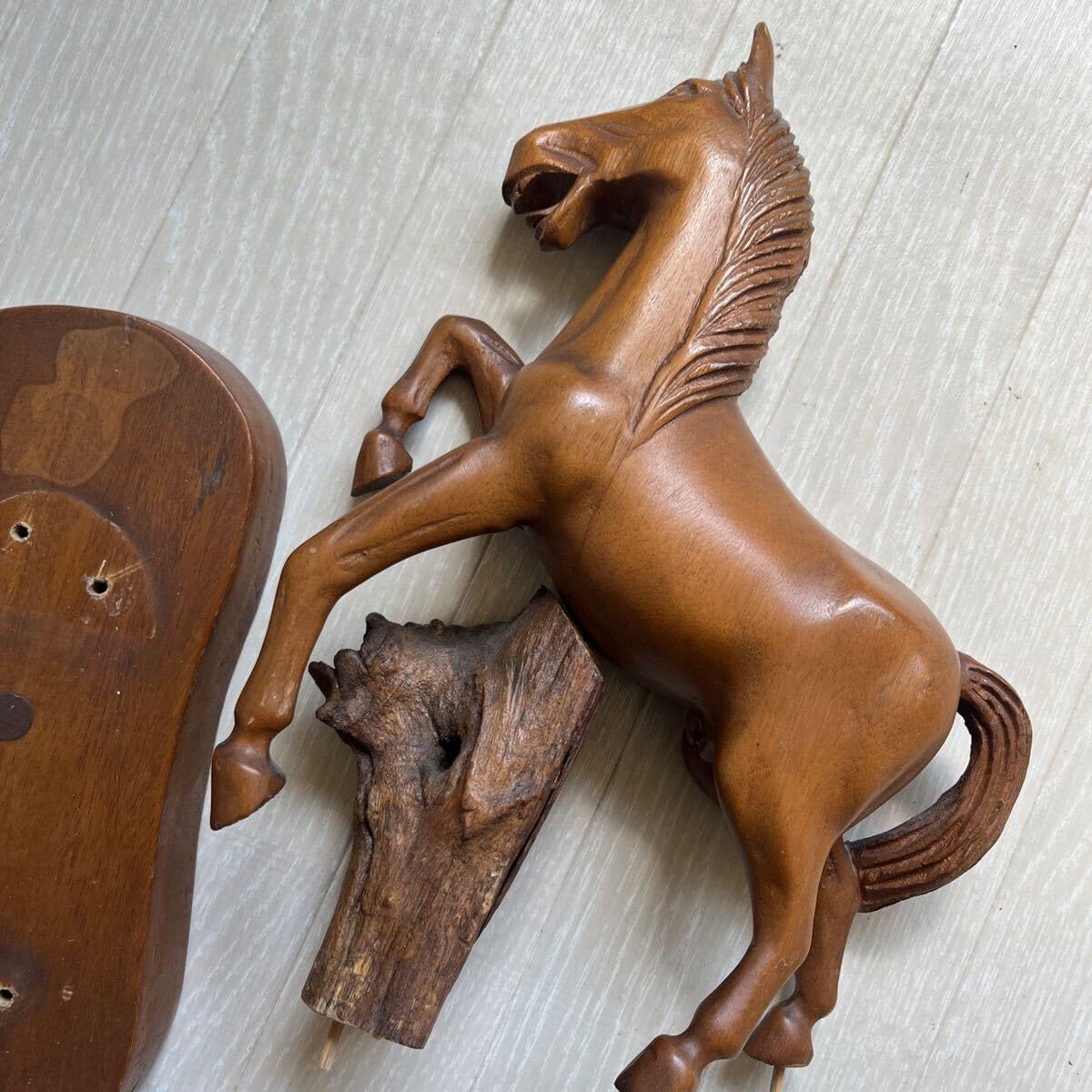 Amazon.co.jp: 飼い主求む木製馬オブジェ木彫りインテリア置物レトロ