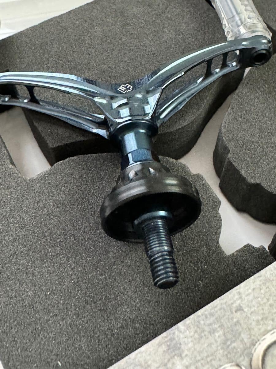 Amazon.co.jp: サーティーフォー ゼログラ4 限定 ネイビーチタン