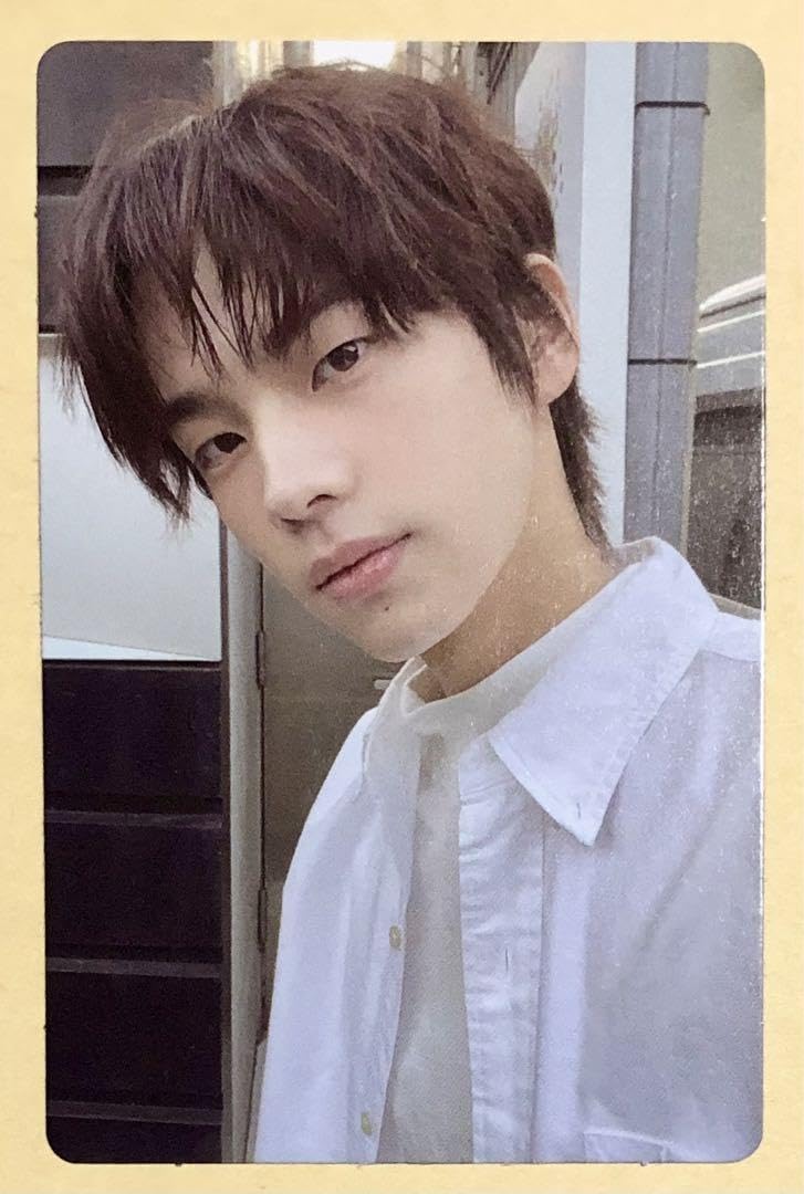 Amazon.co.jp: TWS Sparkling Blue 韓国盤 シニュ SHINYU トレカ 銀