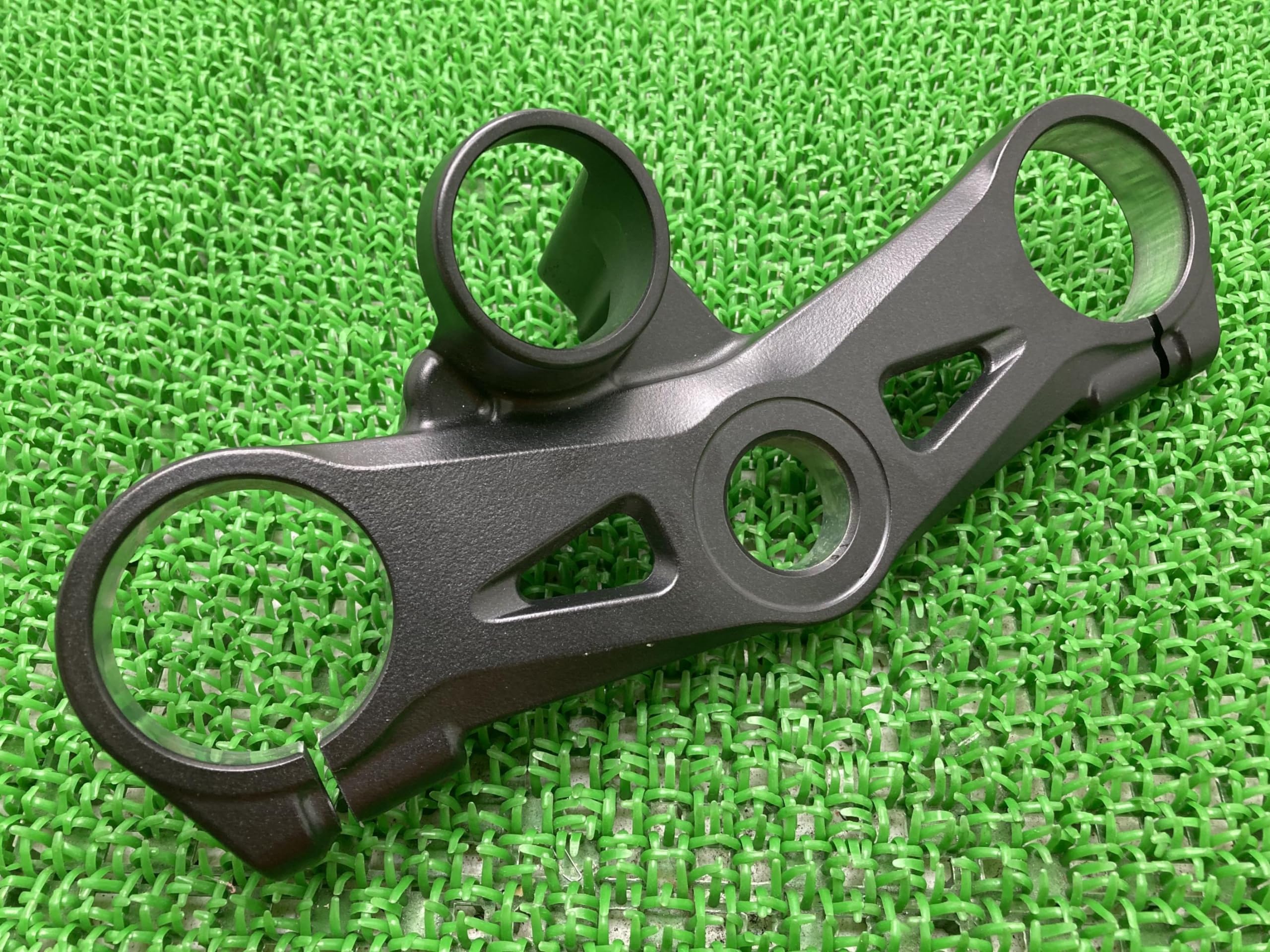 Amazon | ZX-10R トップブリッジ K1001 カワサキ 純正 新品 バイク