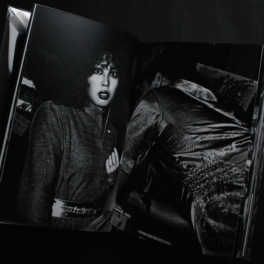 戻る沖縄 / Modoru Okinawa（Signed） - 北島 敬三 / Keizo Kitajima