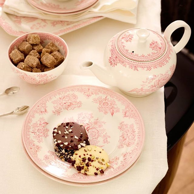 神戸・大阪・名古屋・那須のクラシック家具インテリア 【Burleigh