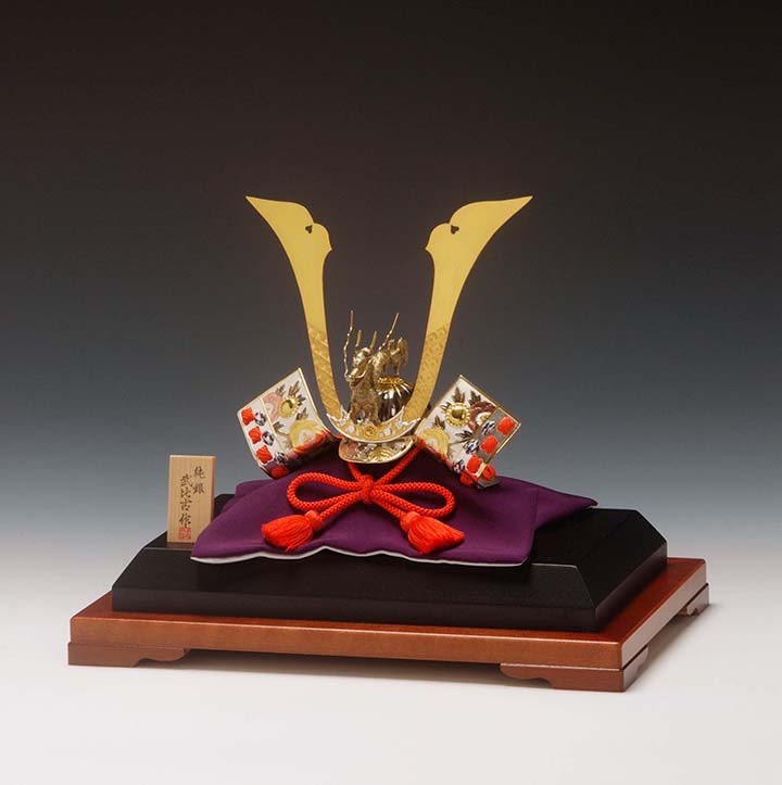 武比古 純銀 兜 龍付 3号 | 銀製品,純銀製置物,兜 | 森銀器製作所公式