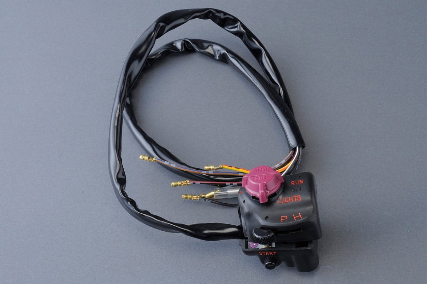 ハンドルスイッチASYY・右側 CB750K4/CB400F | ハンドルスイッチ