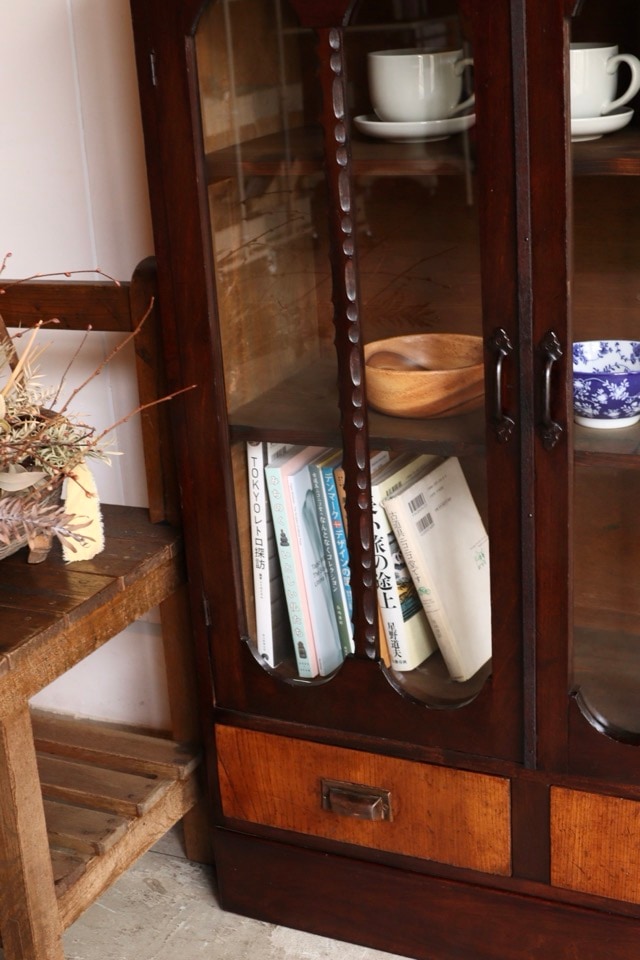 ガラス戸棚 | 全ての商品 - 古家具古道具 そうすけ