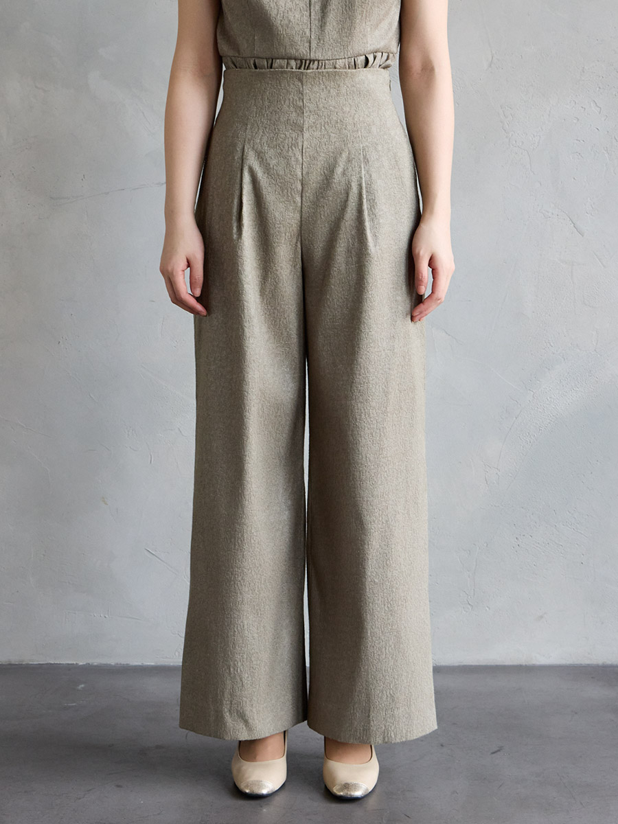 ふくれジャカードVネックペプラムブラウス×ハイウエストパンツ