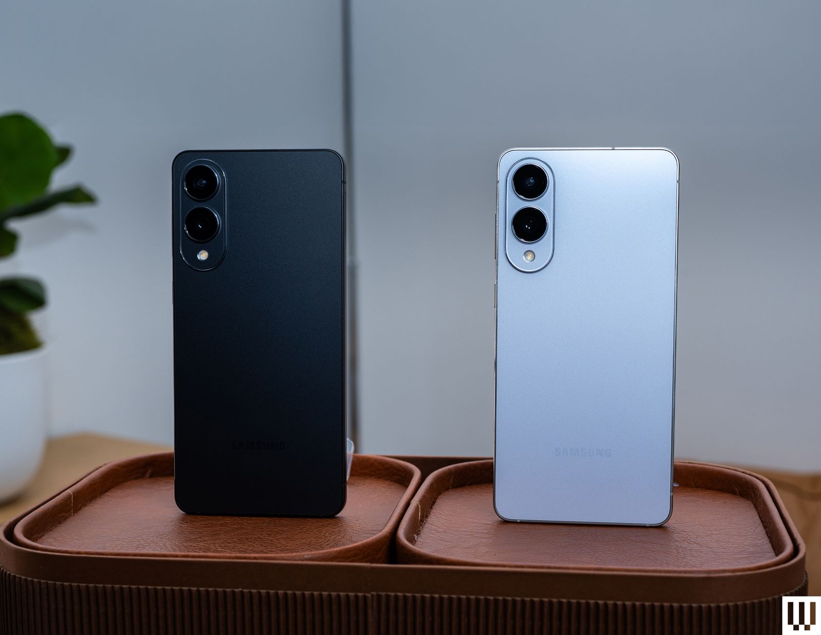 サムスン、「Galaxy S25 Edge」を発表。驚異的な薄さのスマートフォン