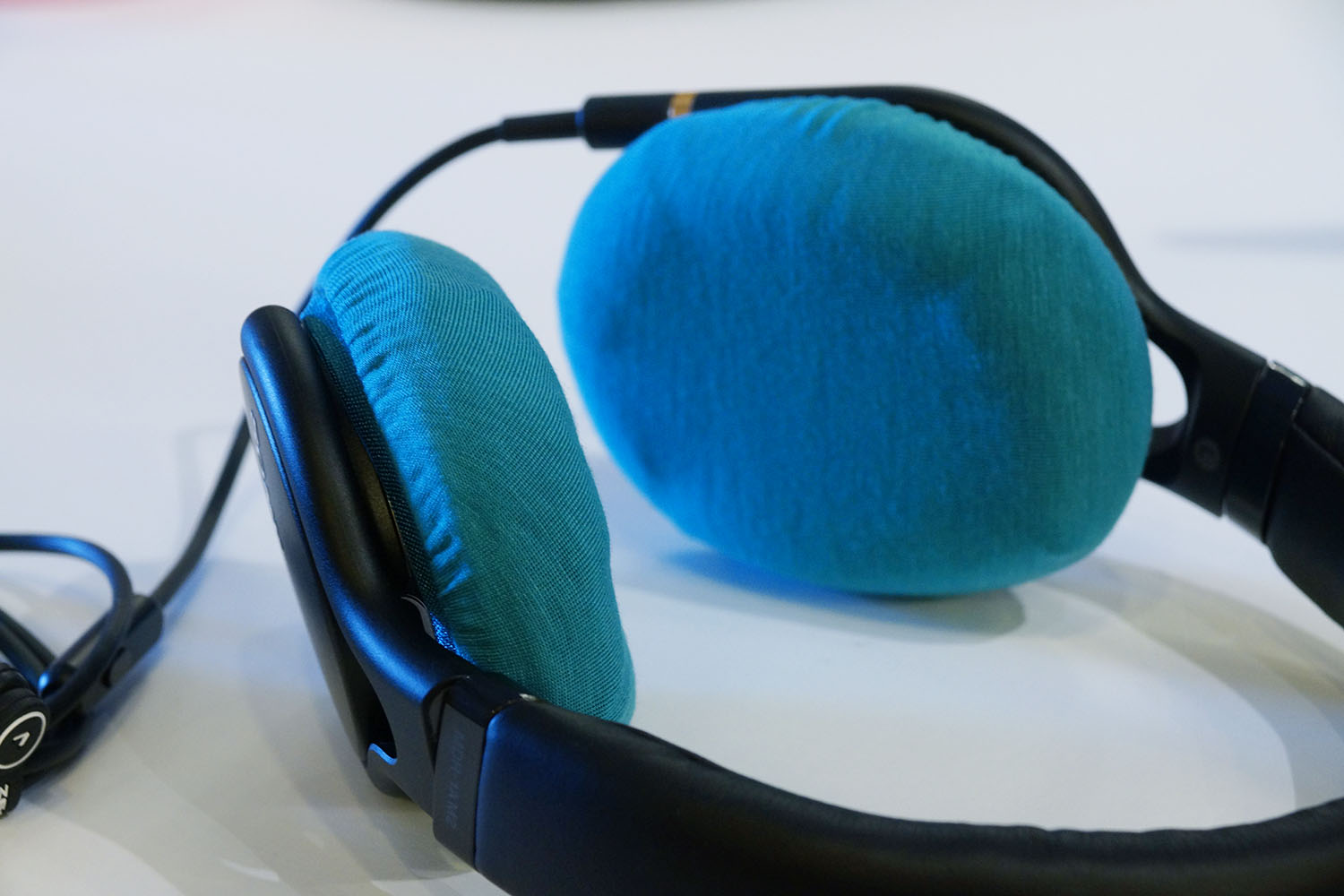 SONY MDR-1AM2のイヤーパッドを修理する場合：スーパーストレッチ