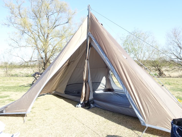 キャンプギア紹介】ユニフレームREVOルーム4プラスⅡを徹底レビュー