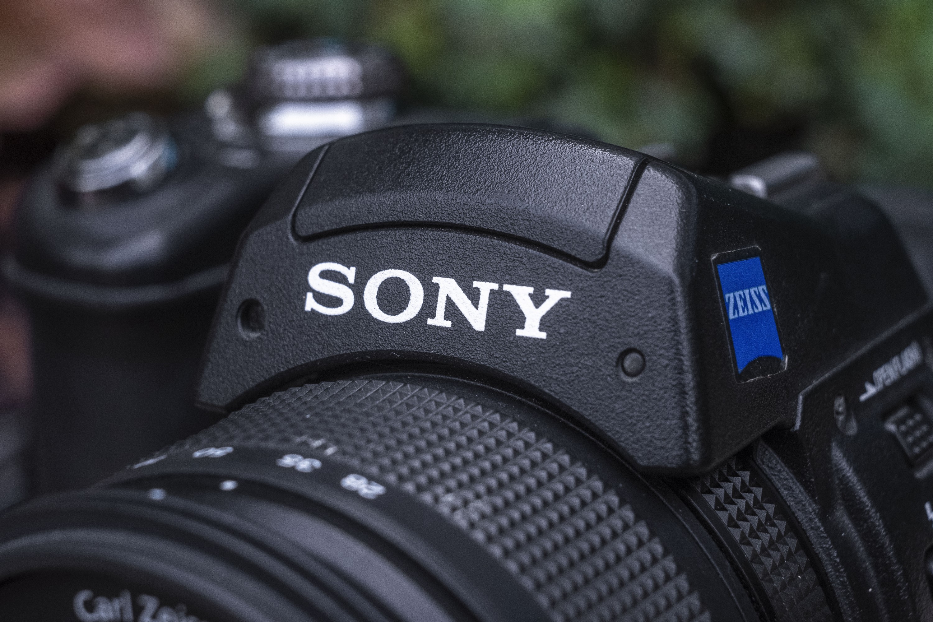 Sony CyberShot DSC-F828 (2003) - mike eckman dot com