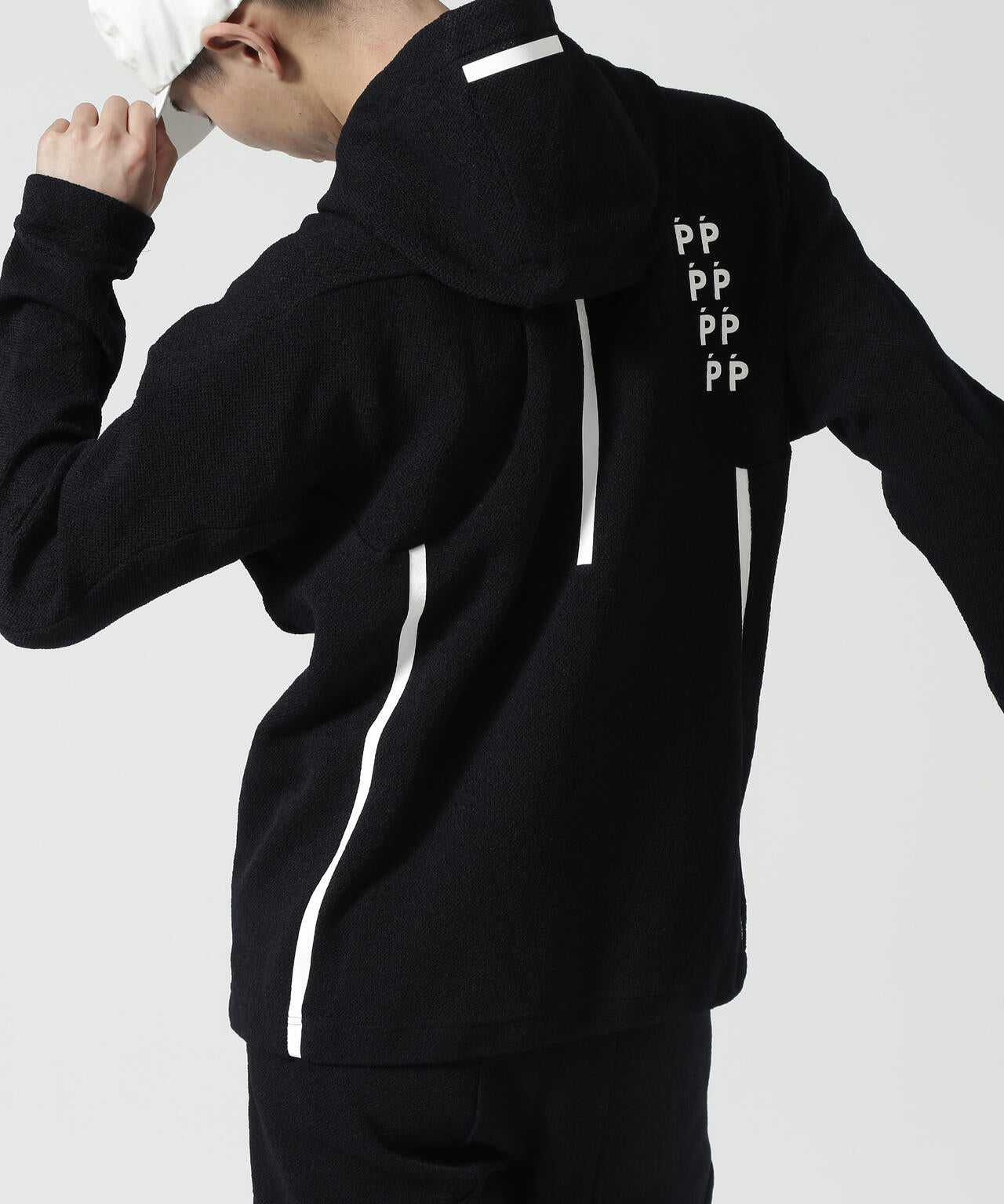 PGG】【直営店舗&公式オンライン限定】ストレッチデニットフルジップ