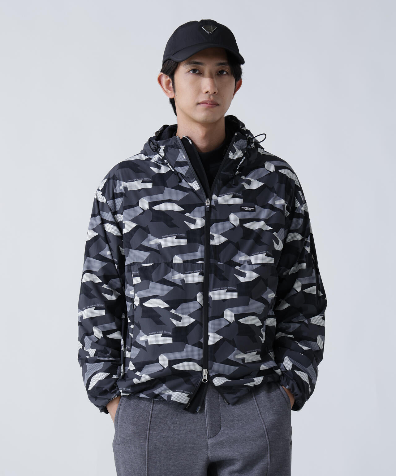 美品マスターバニーフード付き中綿ブルゾン4 MASTER BUNNY EDITION