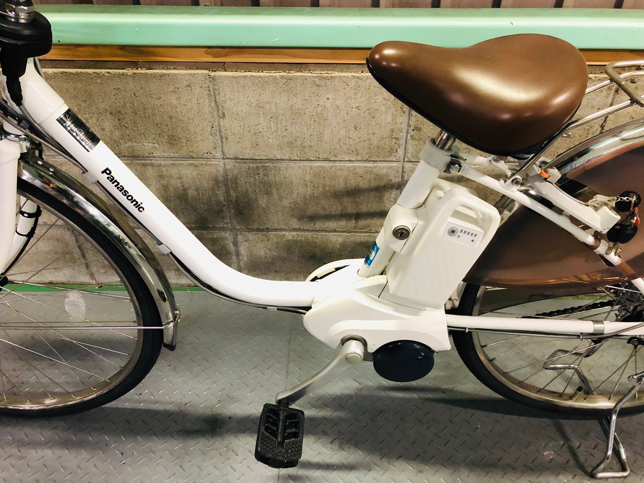 SOLD OUT】電動自転車 パナソニック 最新デジタル 26インチ 白 16Ah