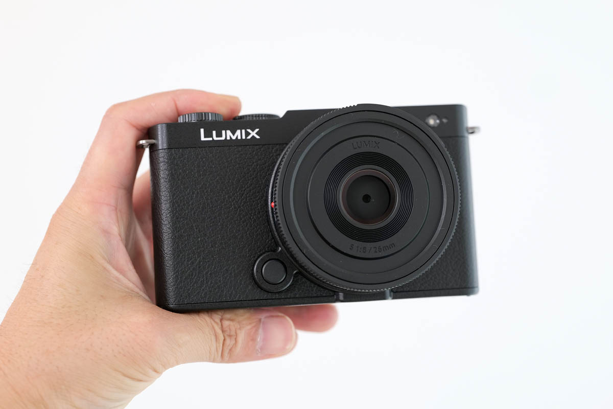レビュー】LUMIX S9と最高の組み合わせ！パンケーキレンズ26mmF8をご