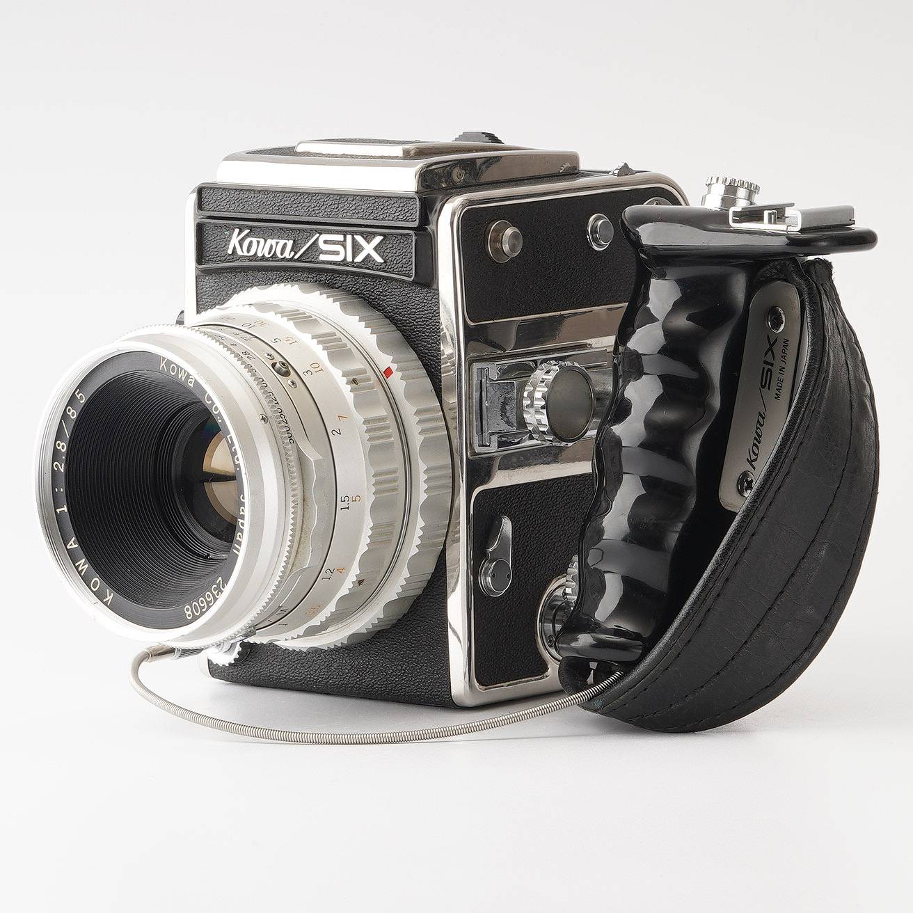 Kowa SIX / KOWA 85mm f/2.8 – Natural Camera / ナチュラルカメラ