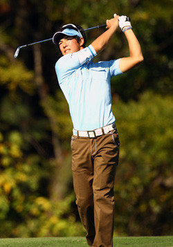 サーフテイスト満載! 石川遼選手も着用する2011年春夏ゴルフウェア発売