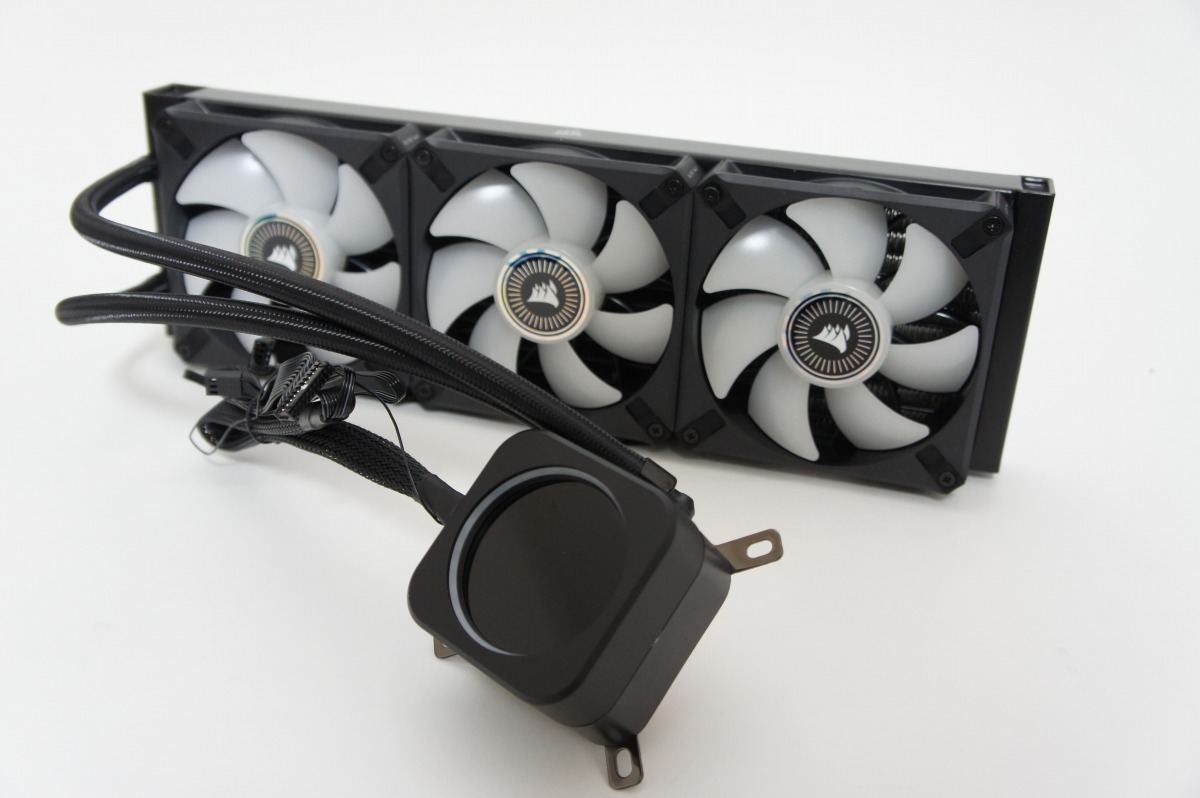 Alder Lakeを冷やせ！ 待望のLGA1700対応水冷、Corsair「iCUE H150i