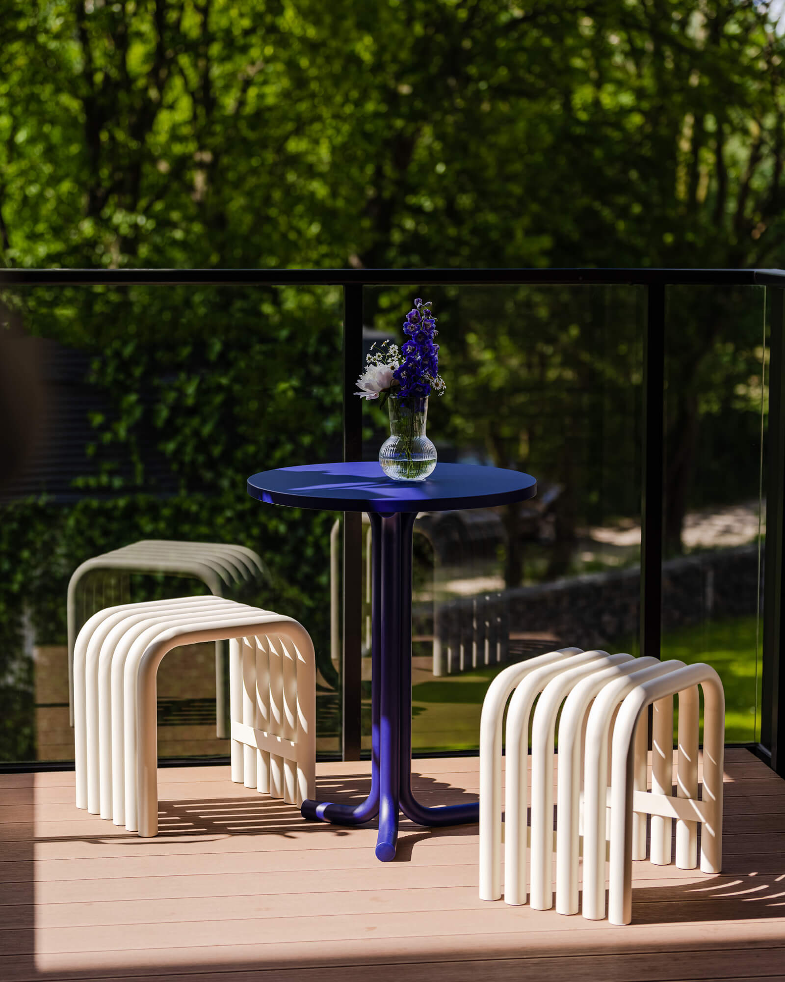 Nokk Stool スツール Nokk Stool - beige steel stool for indoor and