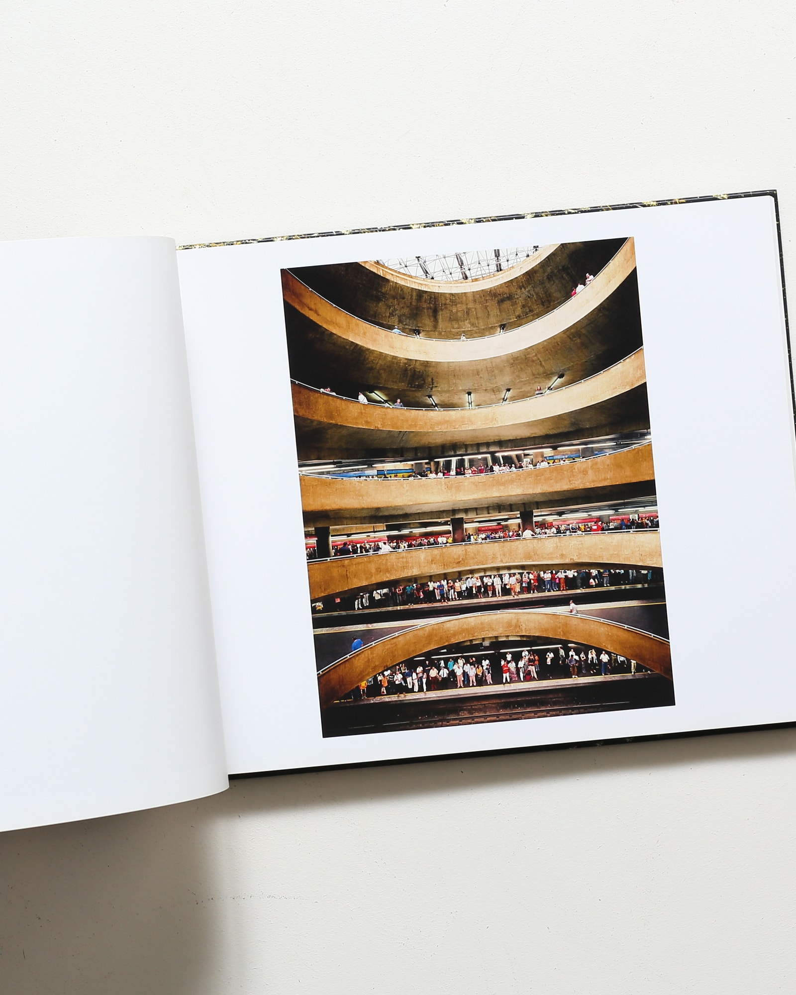 Andreas Gursky アンドレアス・グルスキー展 | nostos books ノストス