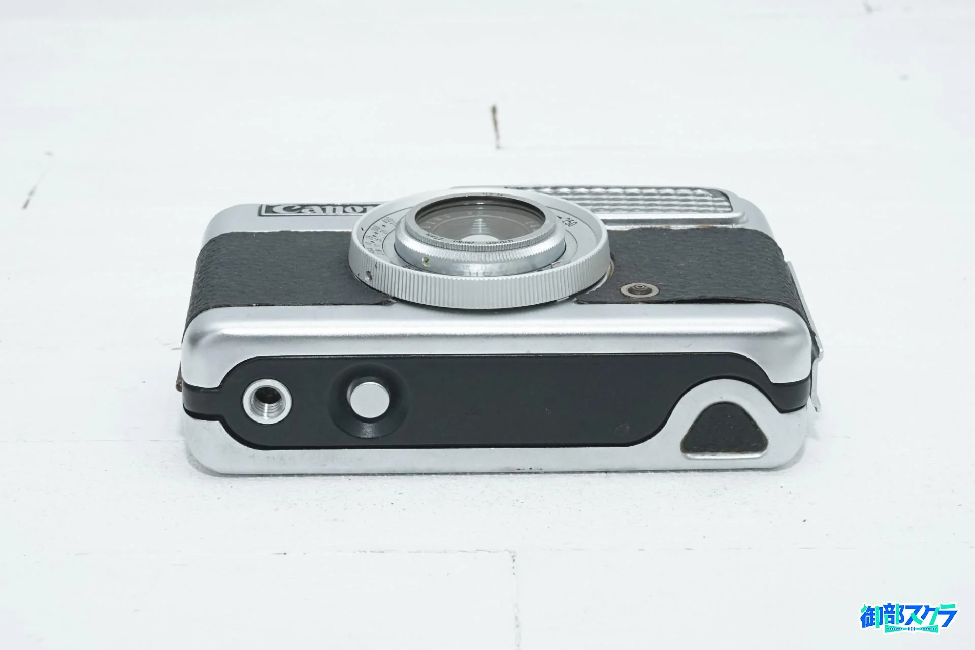 Canon Demi 初代 (1st model) 抜群の写りのハーフサイズカメラ – 御部