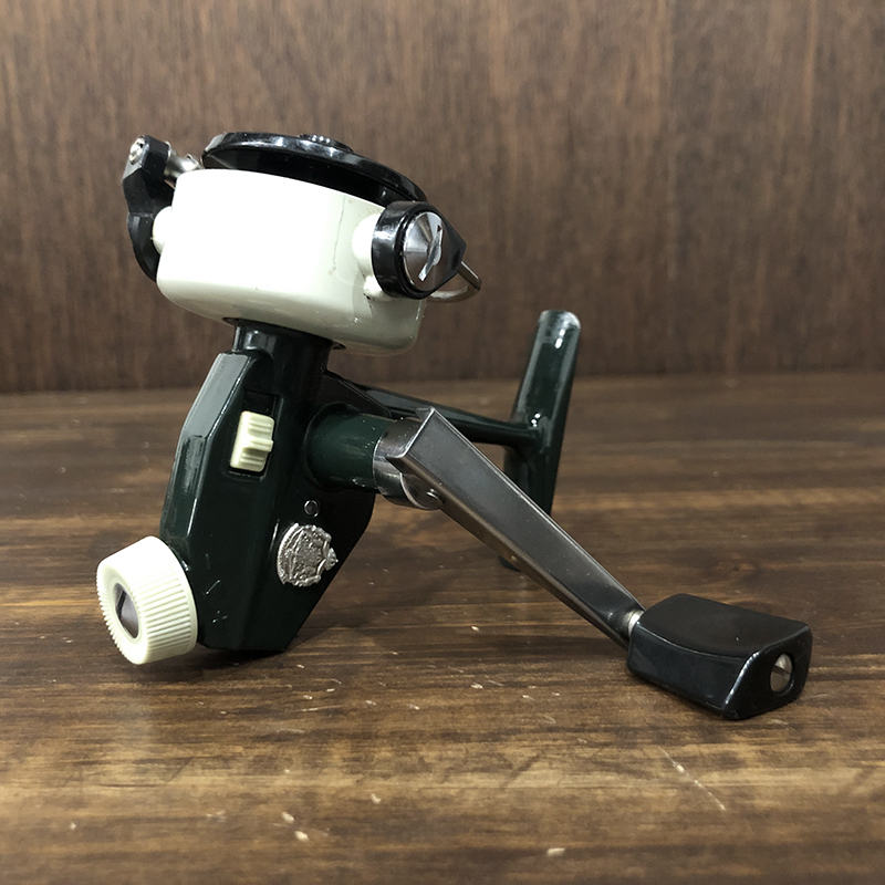 Abu Cardinal 33 Rocket Bail Spinning Reel アブ カーディナル 33