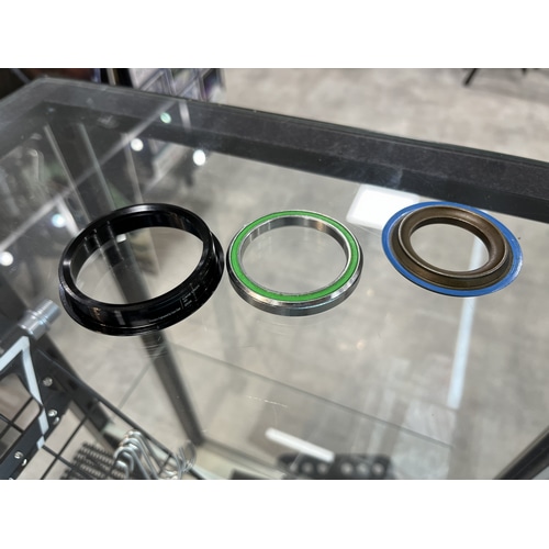 CANE-CREEK ( ケーンクリーク ) ヘッドパーツ CC40 ZS56/30 OS BOTTOM