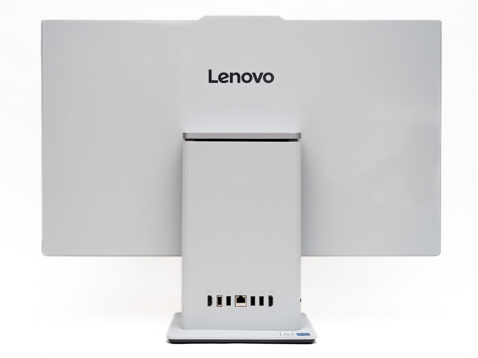 狭い机という課題は「二刀流」で解決、いまあえて選ぶべき一体型