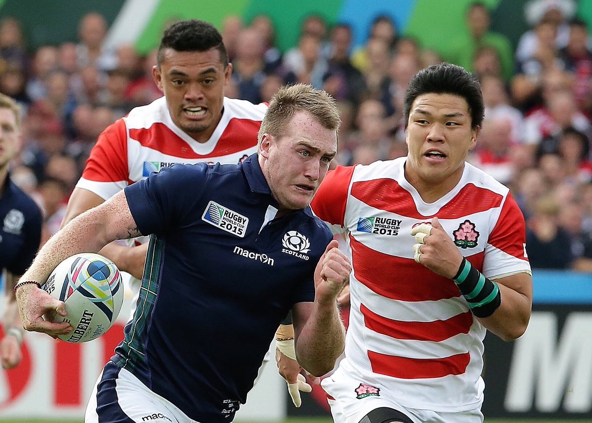 ラグビーワールドカップ2015では、スコットランド代表のジャージに襟が