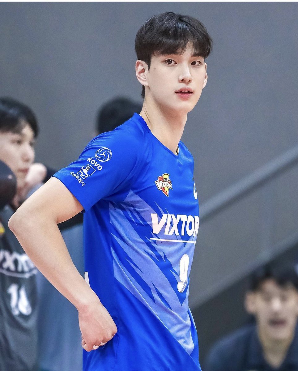 バレー界の王子🤴がパクハにしか見えないんだけど..🥹🫶🏻 パクハより