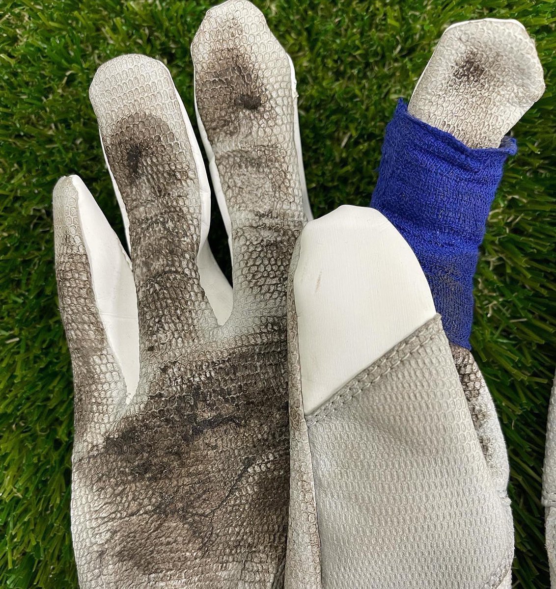 埼玉西武ライオンズ 森友哉選手のバッティンググローブをご紹介