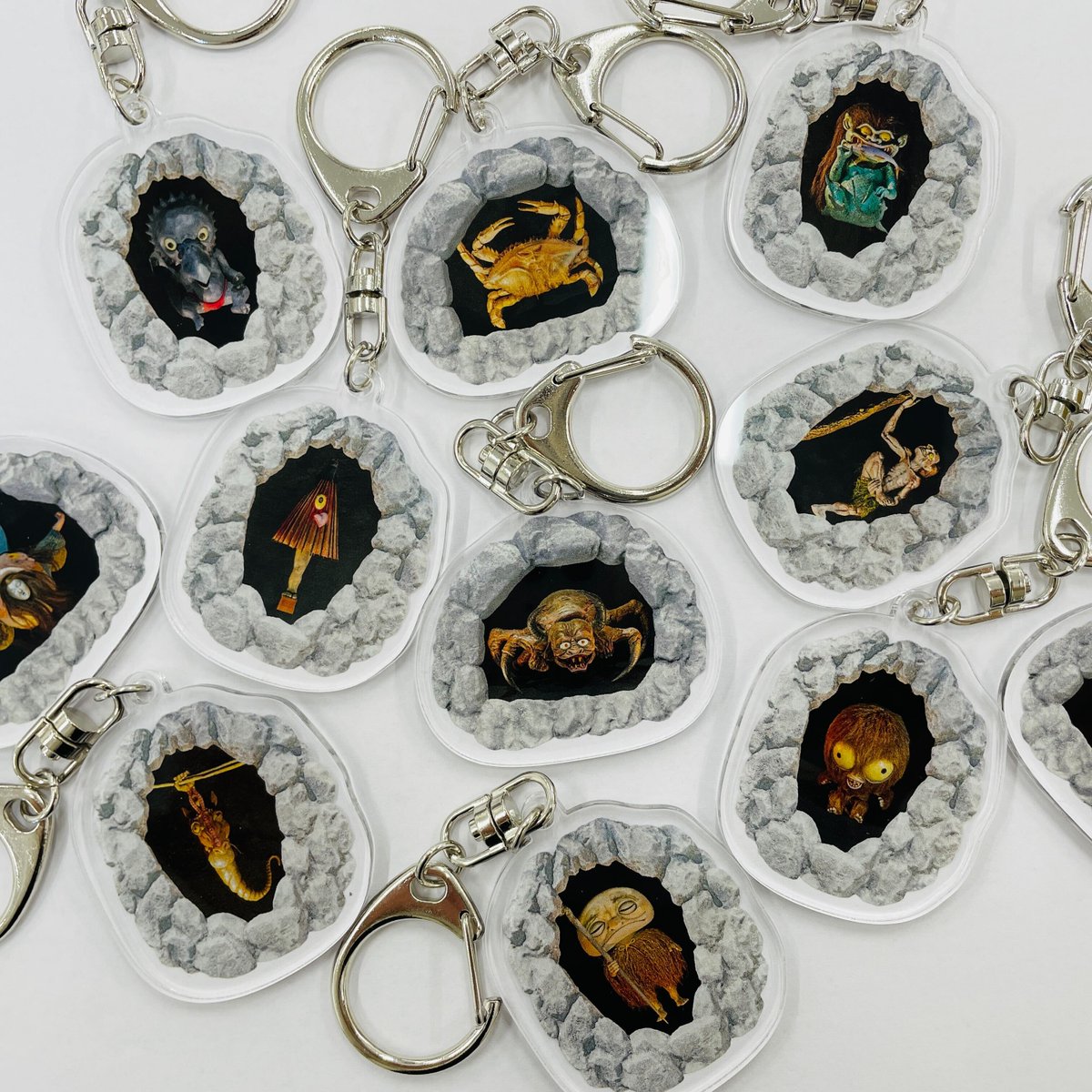 カプセルトイ「妖怪洞窟アクリルキーホルダー Vol.1」から「牛鬼」をご