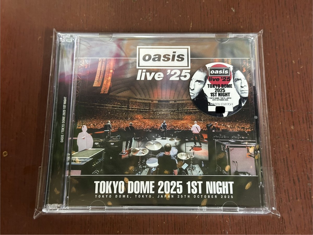 LHのoasis新作である東京ドーム2アイテムと05年アムステルダムPre-FM