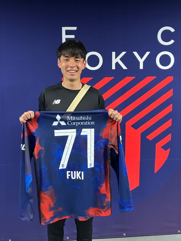 🔵🎊VICTORY AUCTION🎊🔴 本日試合に勝利したため、VICTORY AUCTION