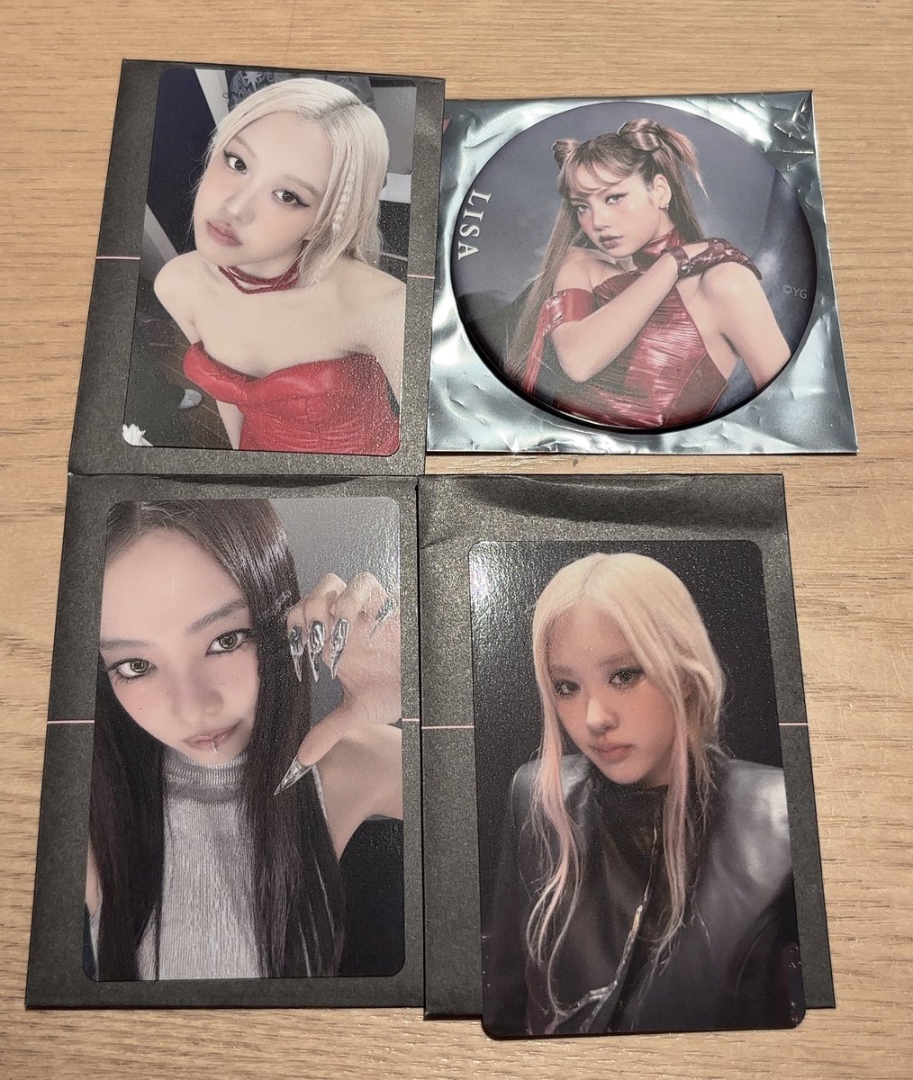 BLACKPINK DEADLINE POPUP 渋谷 ポップアップ トレカ 缶バッジ 交換