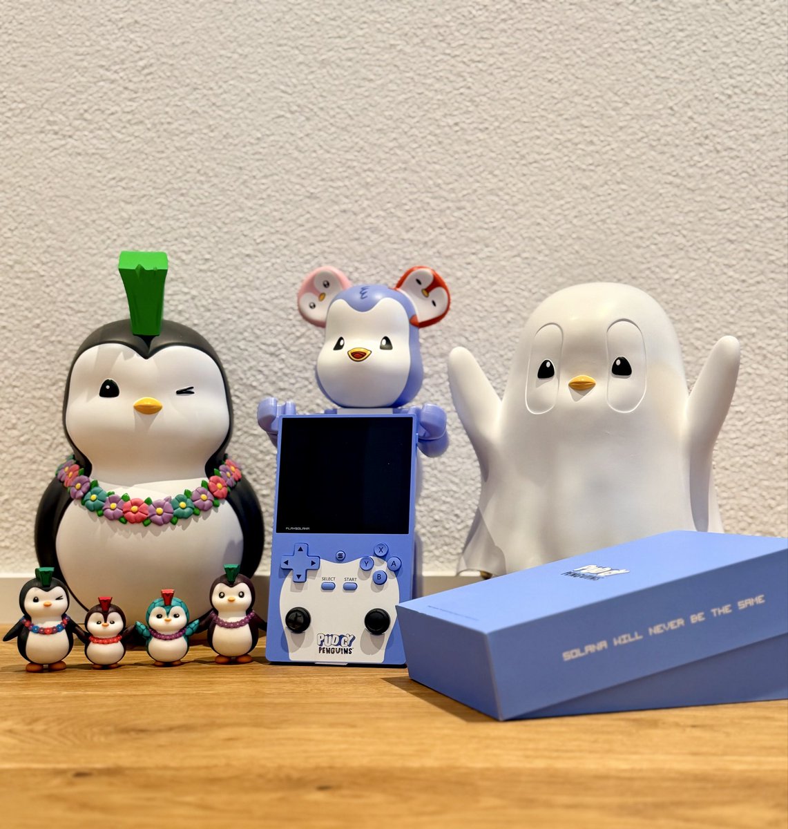 Just got my Play Solana x Pudgy Penguins Limited Edition Gameboy
