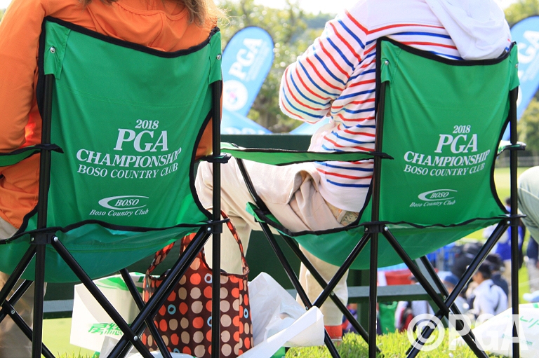 観戦用・大会記念オリジナル椅子に座ろう！先着1000名限定