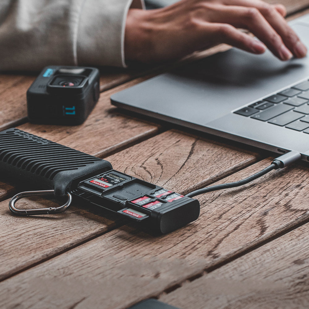 CreateMate 高速カードリーダー内蔵ケース SD/microSD(クラシック