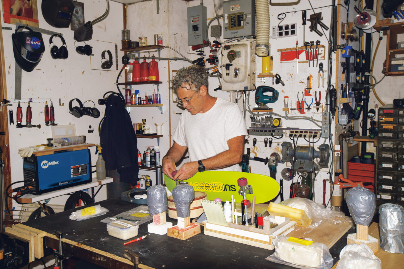 現代美術家のトム・サックスにインタビュー。 | POPEYE Web | ポパイウェブ