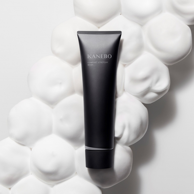 どの瞬間でもうるおい感じる、糸引き美容液洗顔「カネボウ