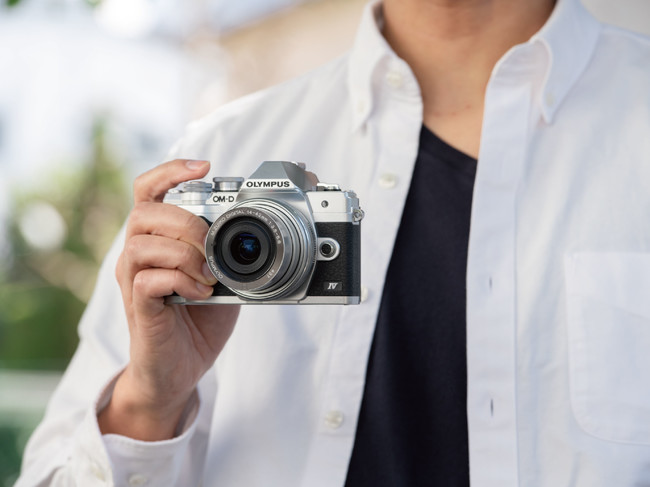 コンパクトボディーで気軽に本格的な撮影が楽しめるミラーレス一眼