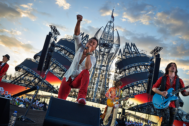 今夏の奇跡！長渕剛だ！富士山麓10万人ライブ映像化決定だー！ | Qetic