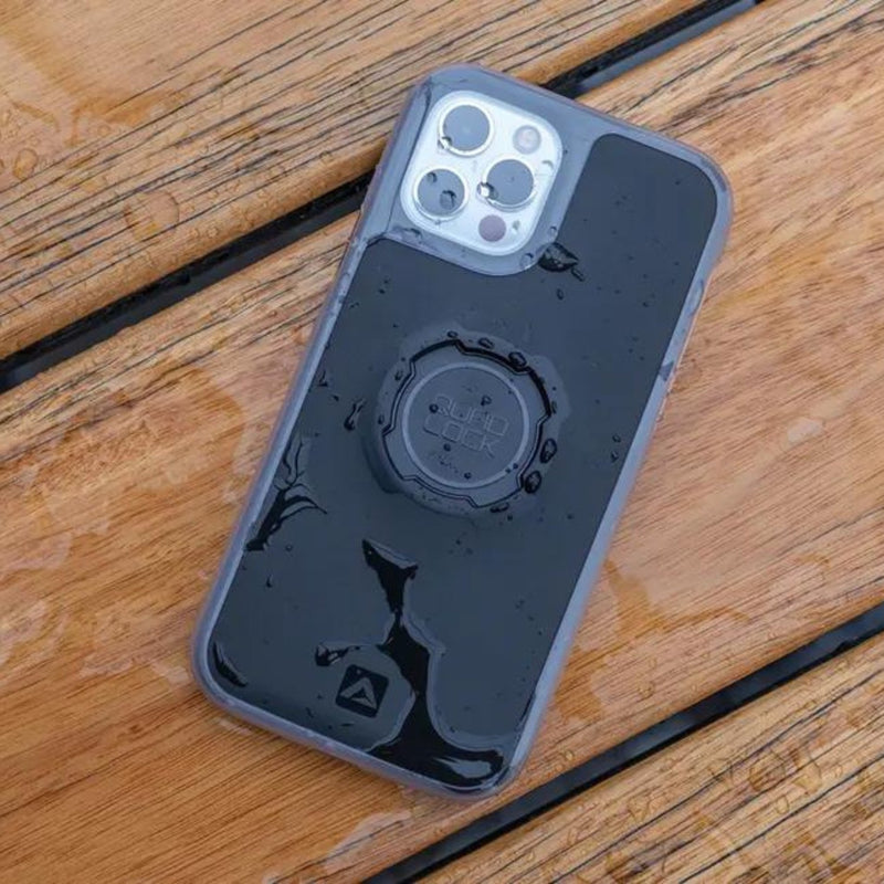 iPhone 15 ダストカバー｜クアッドロック