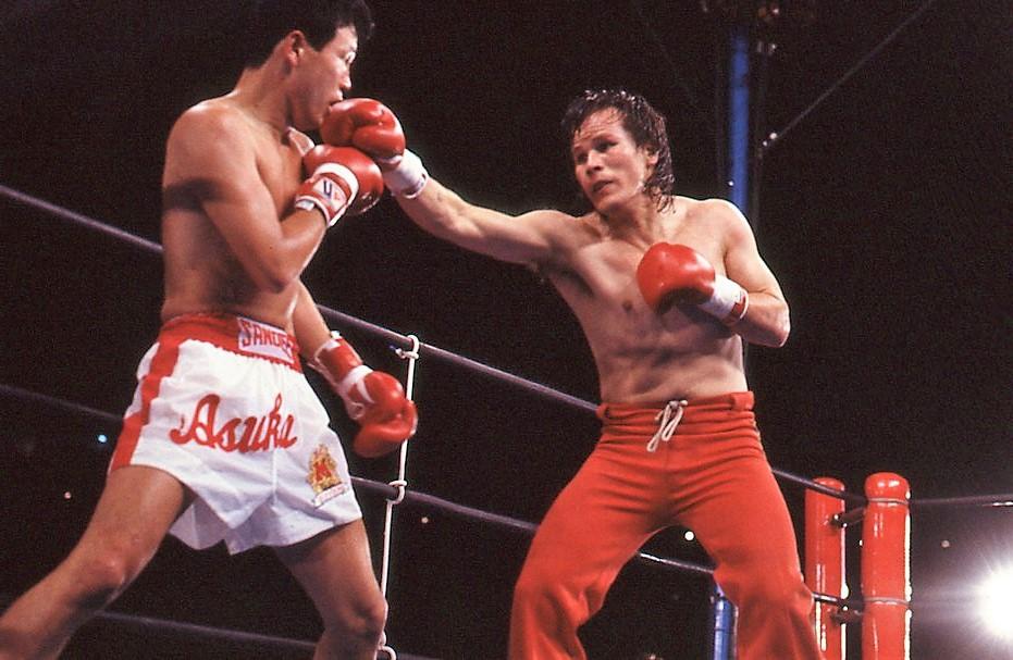 1989年4月の格闘技】新日本プロレス初の東京ドーム大会で“赤い怪鳥