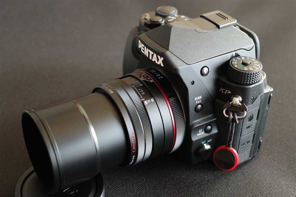 価格.com - 『フード全開』ペンタックス HD PENTAX-DA 35mmF2.8 Macro