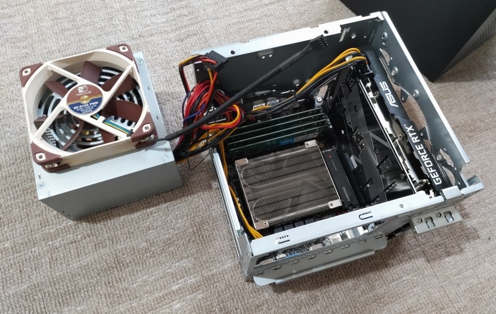 小さいキューブ型パソコン』 ASRock DeskMeet X300/B/BB/BOX/JP 生き仏