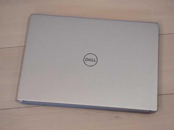 Dell Inspiron 13 Core Ultra 7 155H・16GBメモリ・1TB SSD・WQXGA搭載
